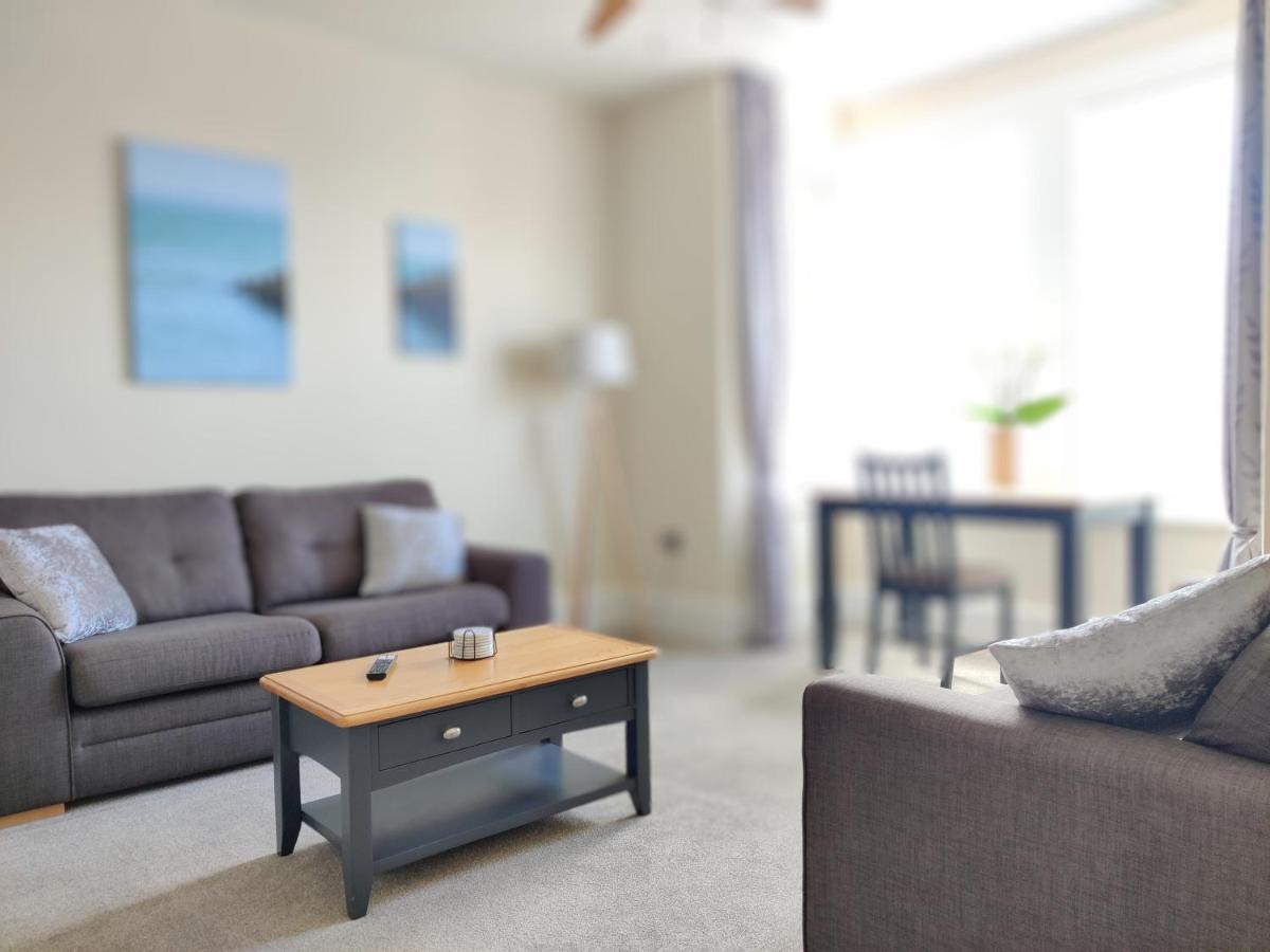 خليج هيرن Escape To The Coast In A Luxurious Private Apartment المظهر الخارجي الصورة